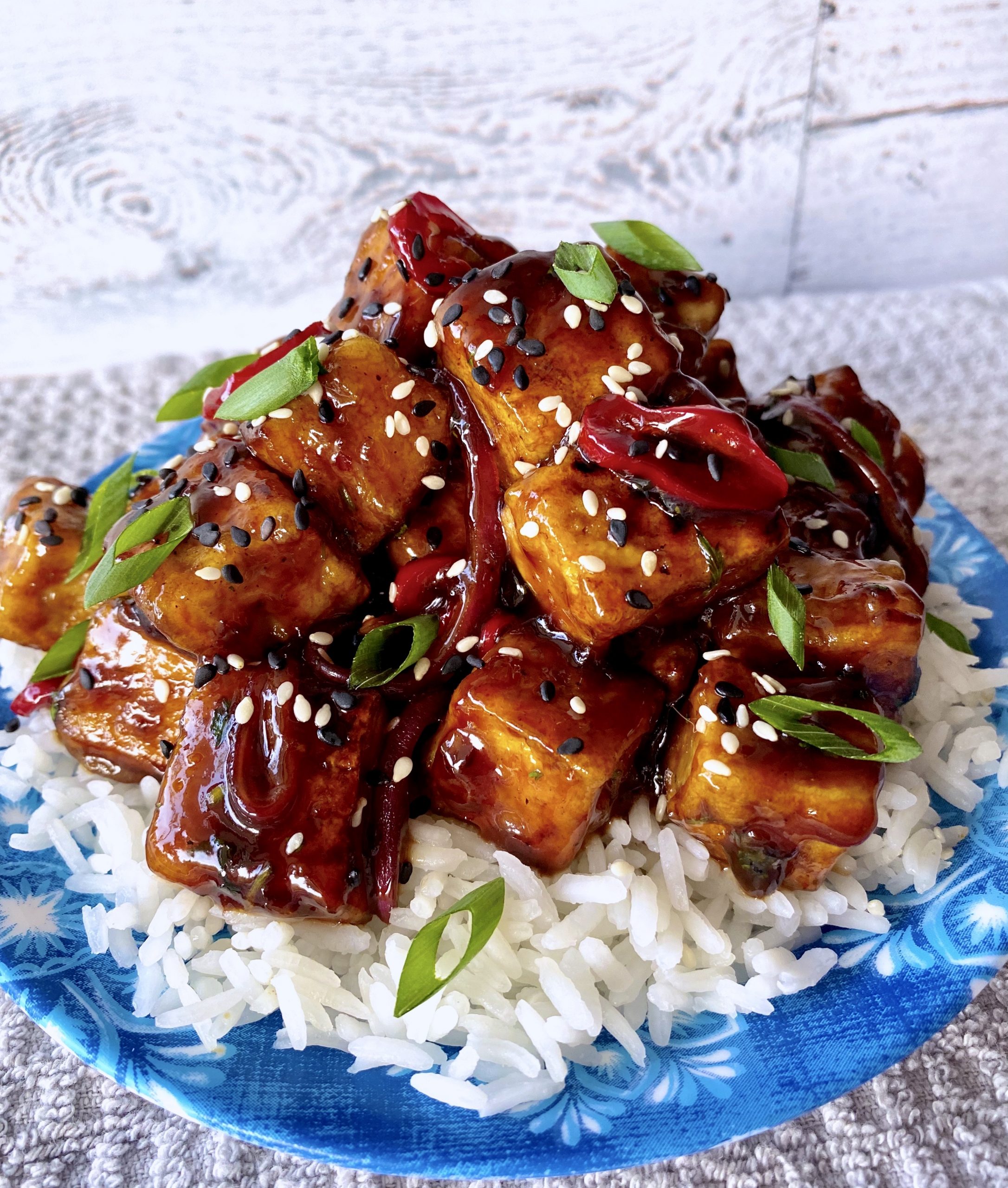 tofu with sauce on white rice